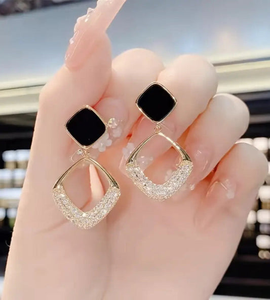 Elegant Square Zirconia Drop Earrings – Vintage Geometric Dangles