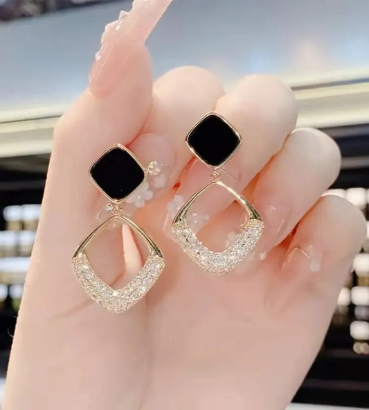 Elegant Square Zirconia Drop Earrings – Vintage Geometric Dangles