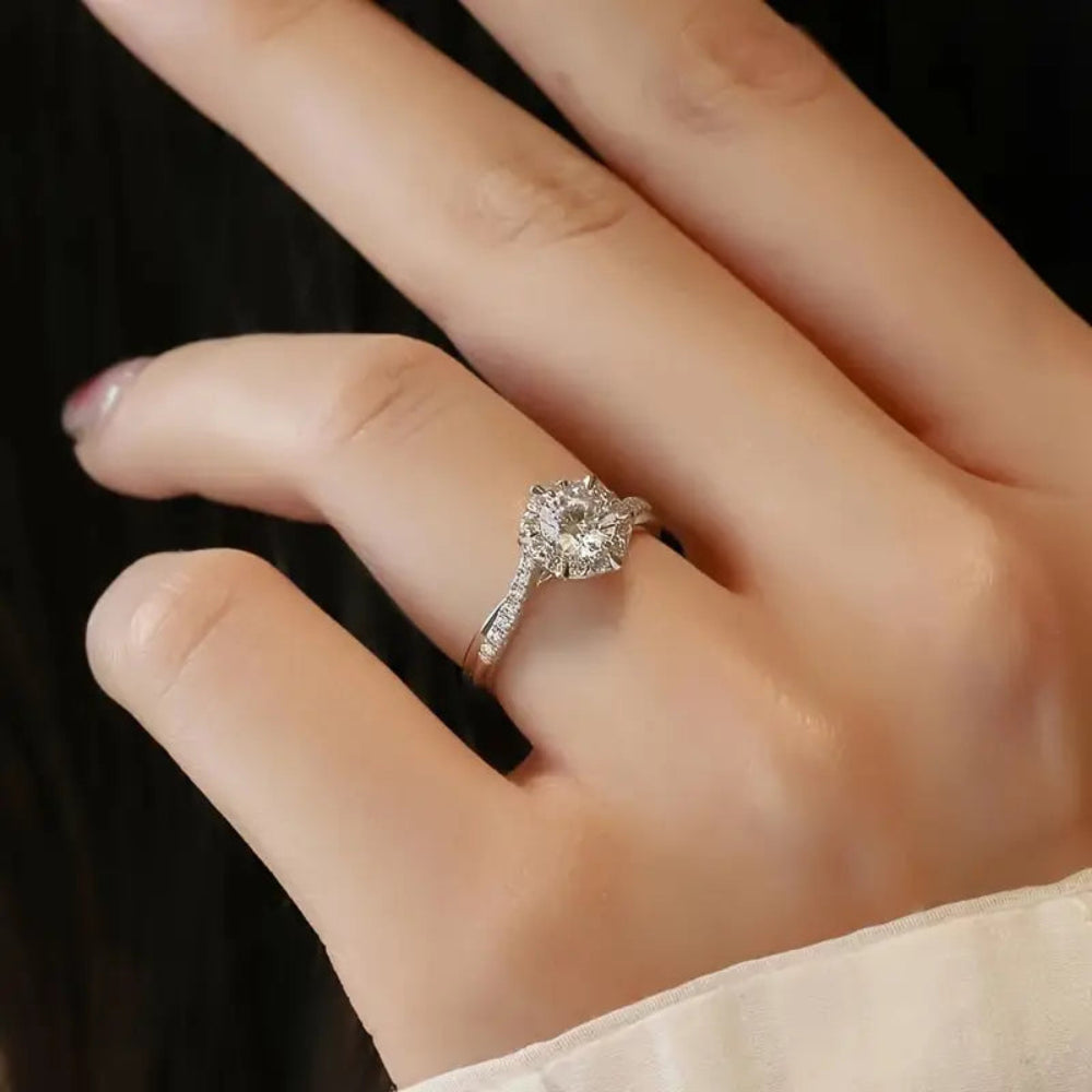 Classic Six-Claw Moissanite Ring – Adjustable Silver-Plated Elegance