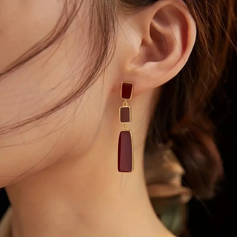 Retro Red Geometric Dangle Earrings – Vintage Alloy Jewelry for Women