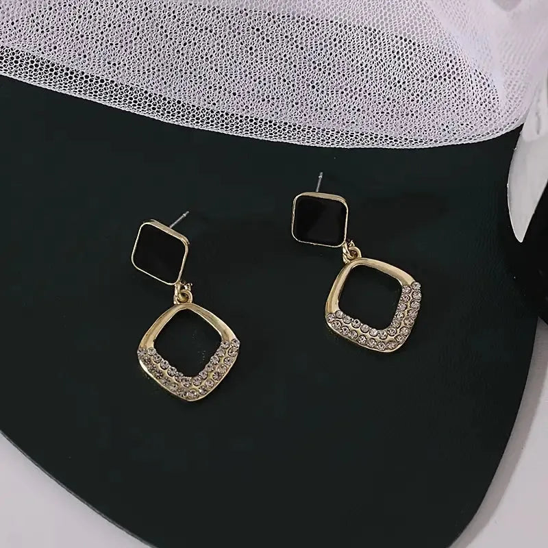 Elegant Square Zirconia Drop Earrings – Vintage Geometric Dangles