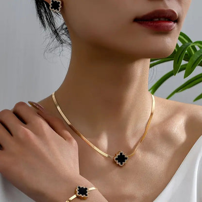 Flower Pendant Necklace & Bracelet Set – Elegant & Vintage