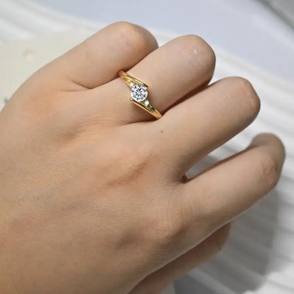 Classic Rose Gold Cubic Zirconia Adjustable Ring – Elegant Women’s Jewelry