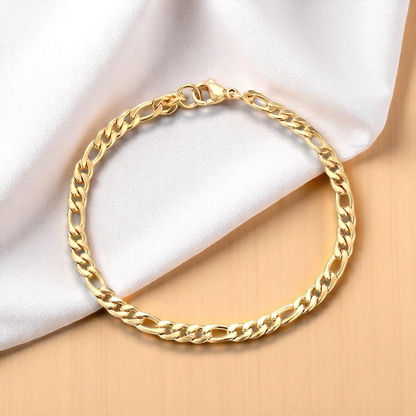 Water Wave & Figaro Chain Bracelet – Stylish Gold Link Jewelry